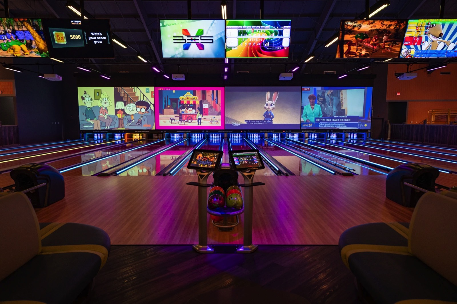 Bowling - Public & VIP Suites | The Funplex East Hanover