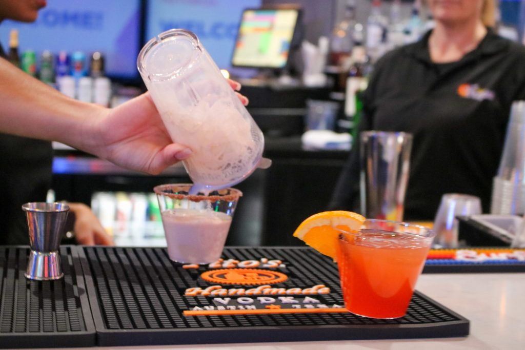CocktailDrinks_bar-scaled.jpg