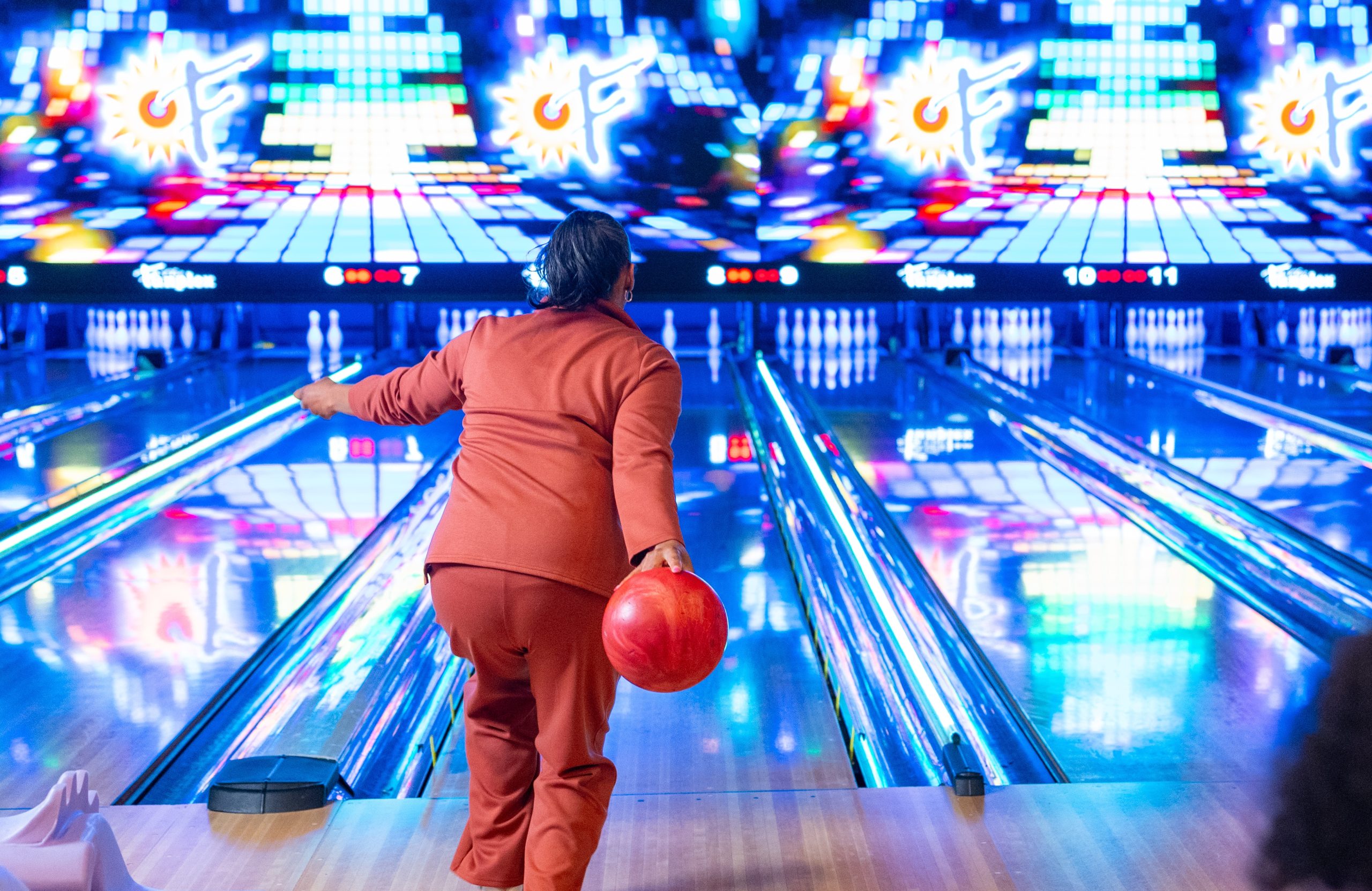 3ML_Bowling Mom's Turn