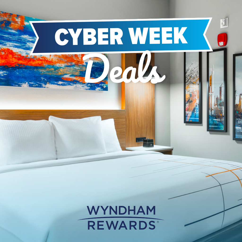 Cyber sale x Funplex Hotel