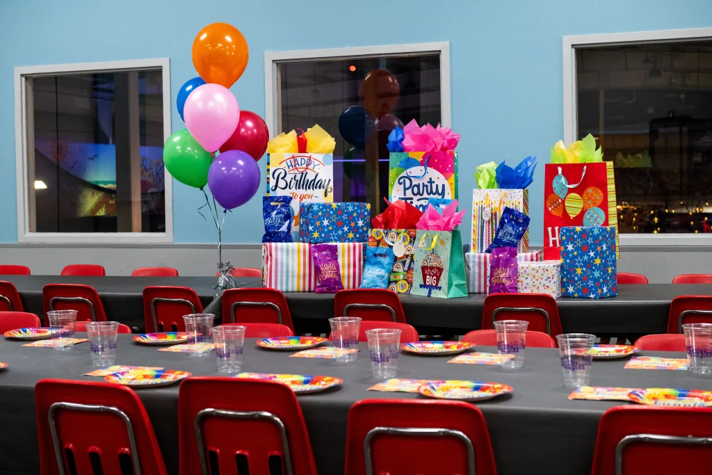 ML_PartyRoom_setup